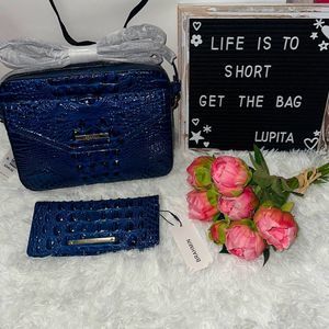 Brahmin shea crossbody sapphire (wallet isn’t included)